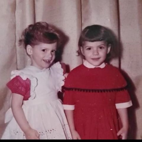 Sylva Kelegian with her twin sister, Heidi during their childhood