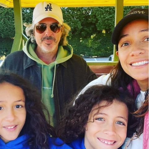 Gaia Jissel Ramirez Land with her family
