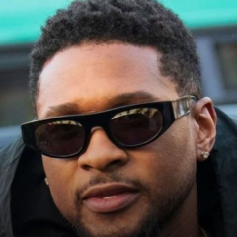 Naviyd Ely Raymond's father, Usher is a popular singer, dancer and record producer
