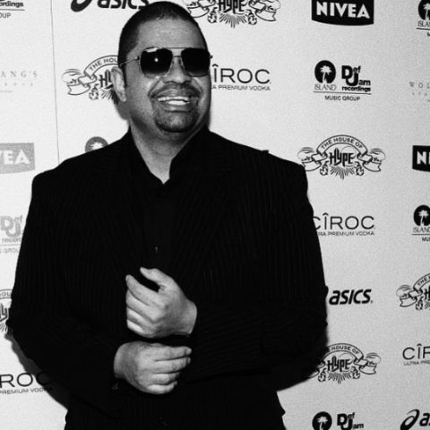 Xea Myers' late dad, Heavy D during an event
