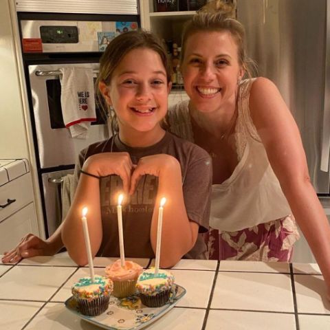 Beatrix Carlin Sweetin-Coyle with her mother, Jodie Sweetin while celebrating birthday

