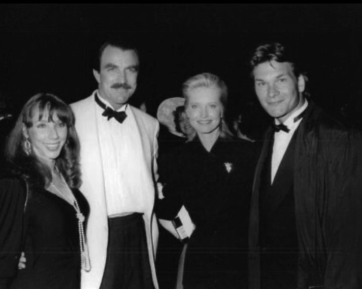 Jillie Mack and her husband, Tom Selleck with their friends
