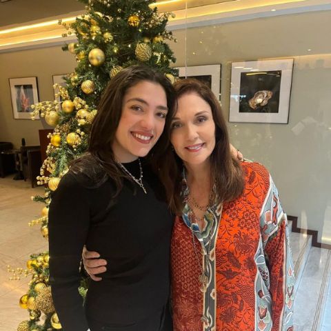 Mark Richards' ex-wife, Stepfanie Kramer with their daughter, Lily Richrads while celebrating Christmas
