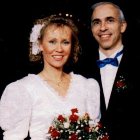 Tomas Sonnenfeldt and Agnetha Ase Fältskog during their wedding
