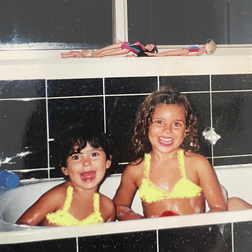 Georgia Hassarati With Her Little Sister, Savannah In A Bath Tub When They Were Young